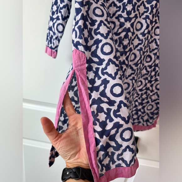 Roberta Roller Rabbit Women’s Geometric Blue, White, Pink Tunic (Size XS) - Picture 3 of 8